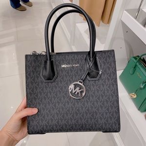 Michael Kors Mercer Medium Crossbody Bag